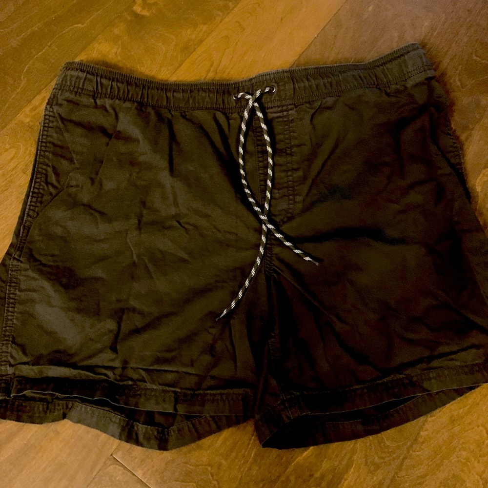 Amazon Essentials men’s 2xl green shorts